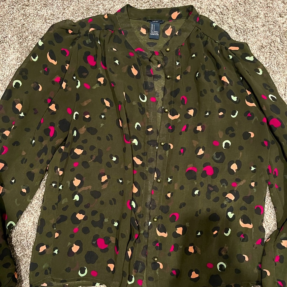 Womens sheer leopard top